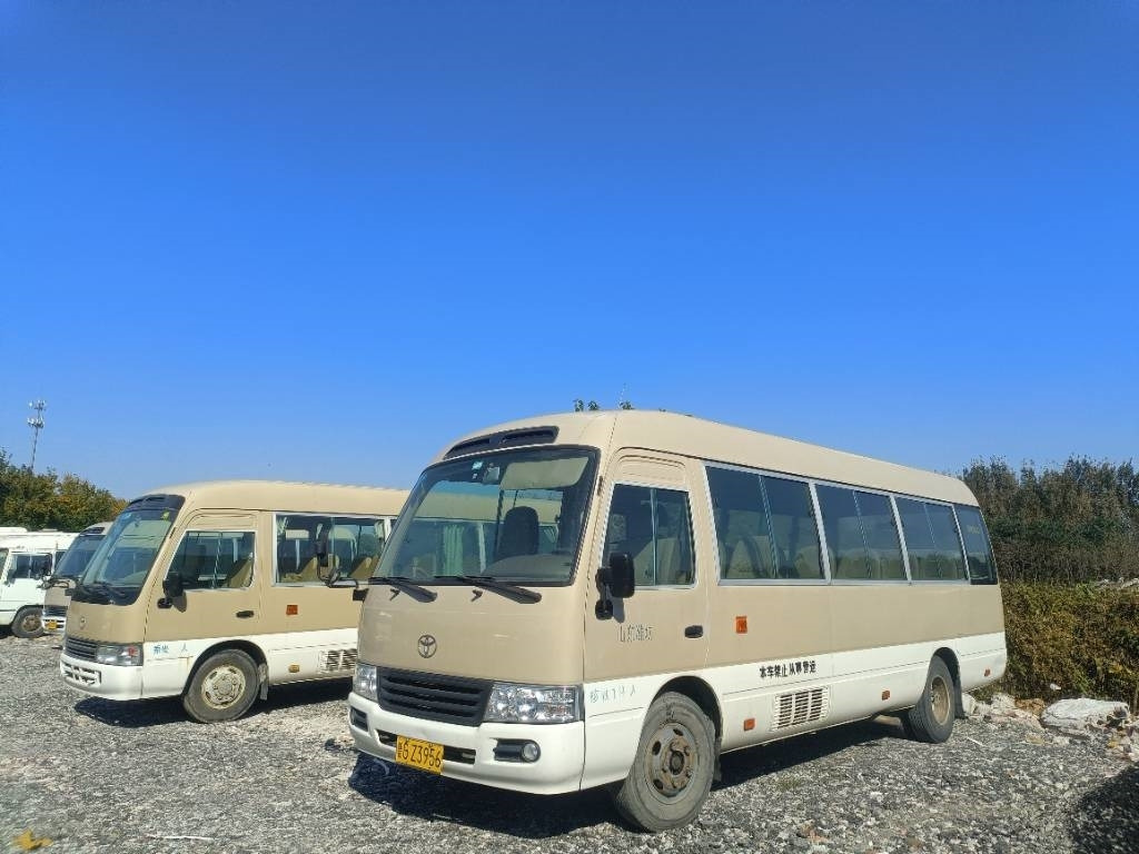 Toyota Coaster Bus - Minibus, Passenger van: picture 2 Toyota Coaster Bus - Minibus, Passenger van: picture 2