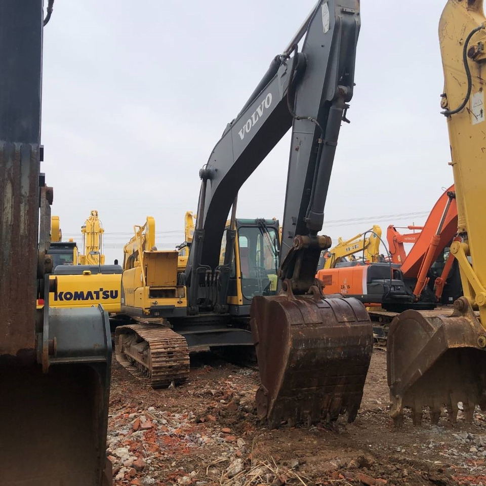 Volvo EC210B - Crawler excavator: picture 3 Volvo EC210B - Crawler excavator: picture 3