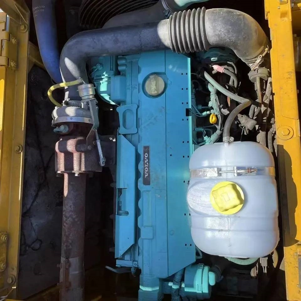 Volvo EC210B - Crawler excavator: picture 2 Volvo EC210B - Crawler excavator: picture 2