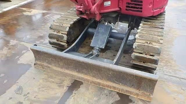 Yanmar VIO30 - Mini excavator: picture 3 Yanmar VIO30 - Mini excavator: picture 3