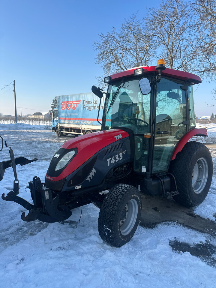 TYM T433 PERKINS FRONT LIFT PTO - Farm tractor: picture 1 TYM T433 PERKINS FRONT LIFT PTO - Farm tractor: picture 1