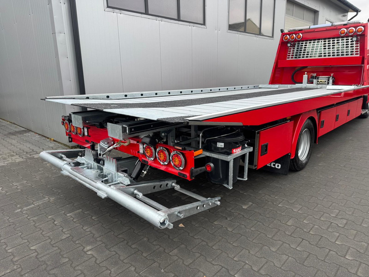 IVECO Daily 70C18 H/P - Tow truck: picture 4 IVECO Daily 70C18 H/P - Tow truck: picture 4