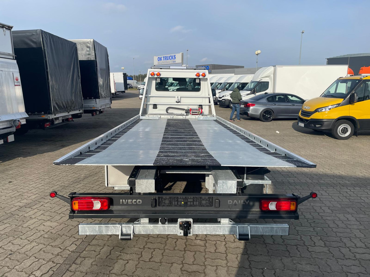 IVECO Daily 70C18 Hi Matic - Tow truck: picture 5 IVECO Daily 70C18 Hi Matic - Tow truck: picture 5