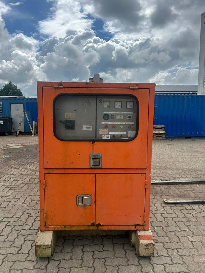Stromaggregat Iveco 70 KVA Aggreko Generator Stromerzeuger 70 KVA - Generator set: picture 3 Stromaggregat Iveco 70 KVA Aggreko Generator Stromerzeuger 70 KVA - Generator set: picture 3