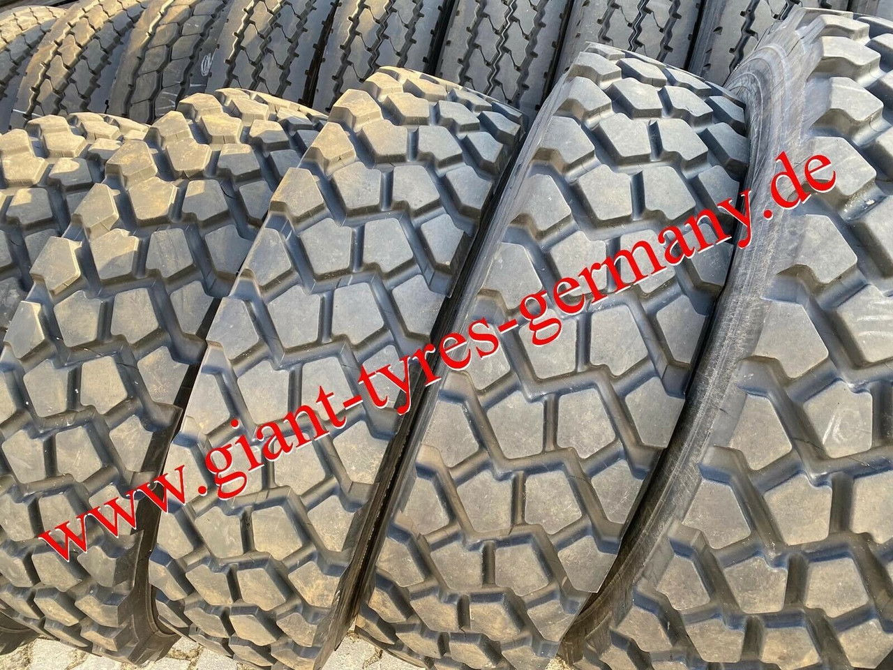 Michelin 13R22.5 Michelin XZL - Tire for Truck: picture 2 Michelin 13R22.5 Michelin XZL - Tire for Truck: picture 2