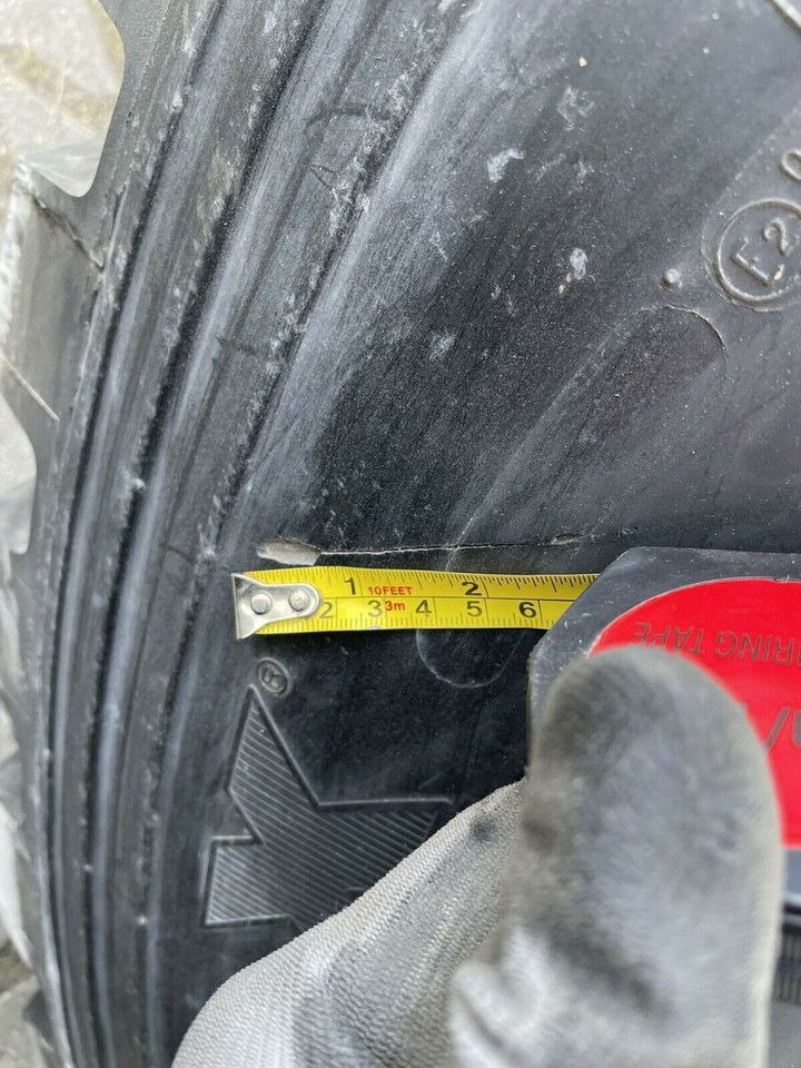 Michelin 365/85 R20 XZL - Tire for Truck: picture 5 Michelin 365/85 R20 XZL - Tire for Truck: picture 5