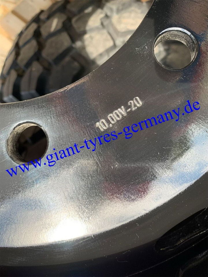 Michelin 395/85r20 Michelin xzl_10.00V20_10.00W20_10x20 - Wheel and tire package for Truck: picture 3 Michelin 395/85r20 Michelin xzl_10.00V20_10.00W20_10x20 - Wheel and tire package for Truck: picture 3