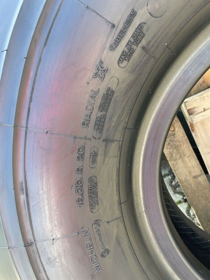 Michelin xzl_1600r20 xzl - Tire for Truck: picture 3 Michelin xzl_1600r20 xzl - Tire for Truck: picture 3