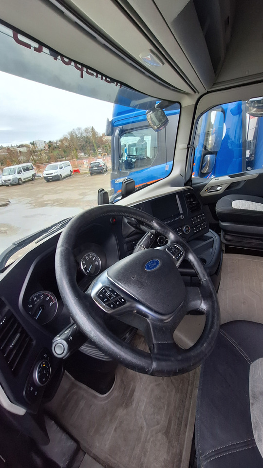 FORD F-MAX - Tractor unit: picture 5 FORD F-MAX - Tractor unit: picture 5
