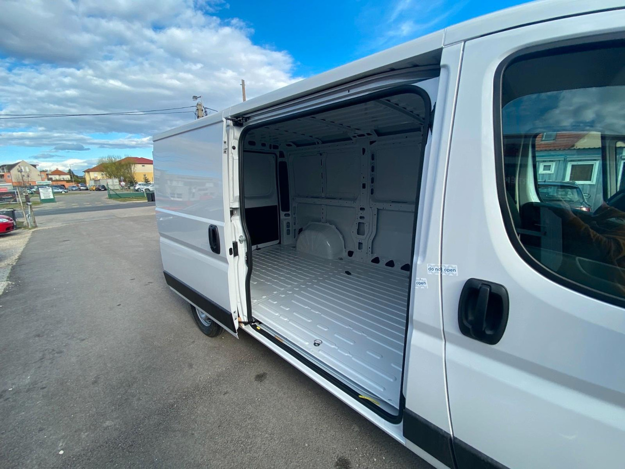 Peugeot Boxer - Small van: picture 3 Peugeot Boxer - Small van: picture 3