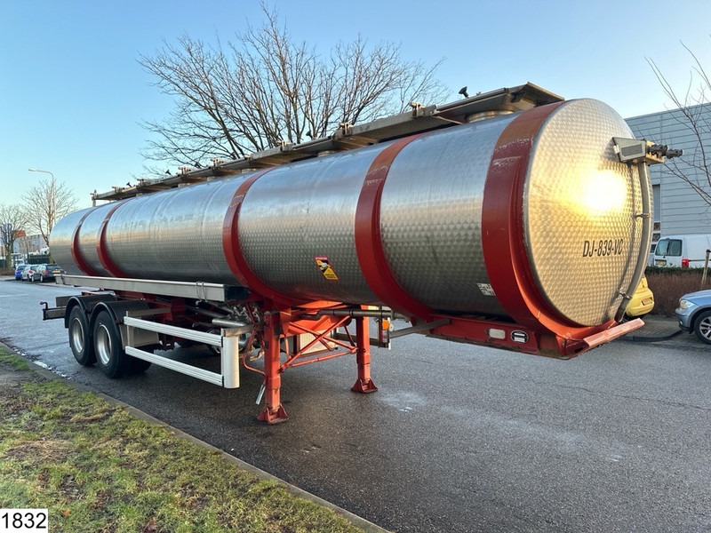 BSL Food 28000 Liter, 6 Compartments, Stainless steel tank - Tanker semi-trailer: picture 5 BSL Food 28000 Liter, 6 Compartments, Stainless steel tank - Tanker semi-trailer: picture 5