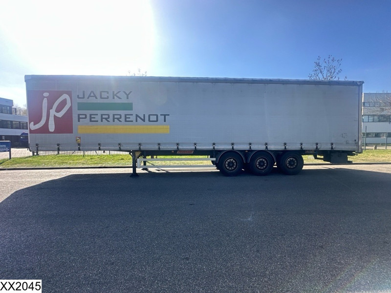 Fruehauf Tautliner - Curtainsider semi-trailer: picture 2 Fruehauf Tautliner - Curtainsider semi-trailer: picture 2