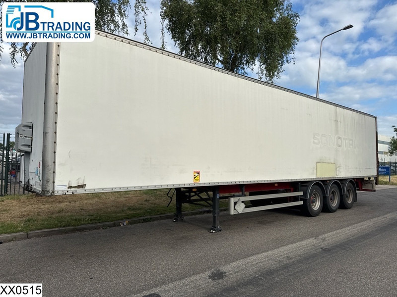 GENERAL TRAILERS gesloten bak - Closed box semi-trailer: picture 1 GENERAL TRAILERS gesloten bak - Closed box semi-trailer: picture 1
