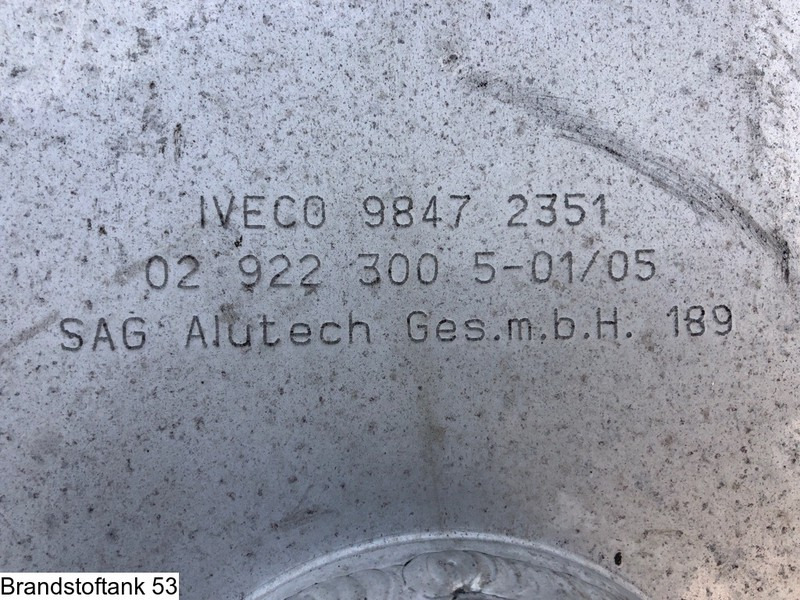 Iveco B 0.74 x D 0.65 x H 0.62 = 300 Liter - Fuel tank: picture 2 Iveco B 0.74 x D 0.65 x H 0.62 = 300 Liter - Fuel tank: picture 2