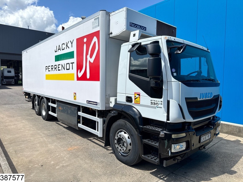 Iveco Stralis 330 CNG 6x2, EURO 6, Retarder, CNG - Refrigerator truck: picture 3 Iveco Stralis 330 CNG 6x2, EURO 6, Retarder, CNG - Refrigerator truck: picture 3