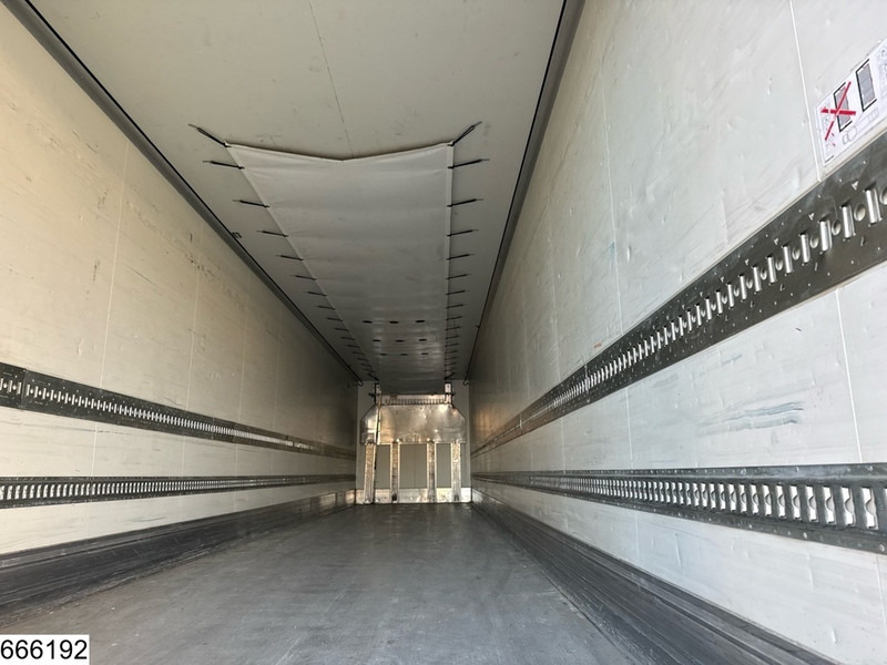 Refrigerator semi-trailer Krone Koel vries Carrier Vector 1350: picture 8