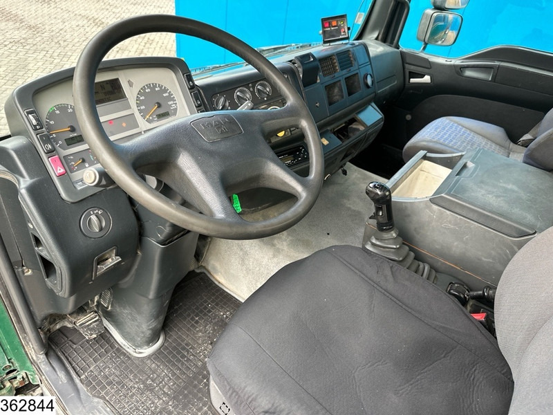 MAN TGA 33 360 6x4, Manual transmission, Leaf spring suspension - Concrete mixer truck: picture 5 MAN TGA 33 360 6x4, Manual transmission, Leaf spring suspension - Concrete mixer truck: picture 5