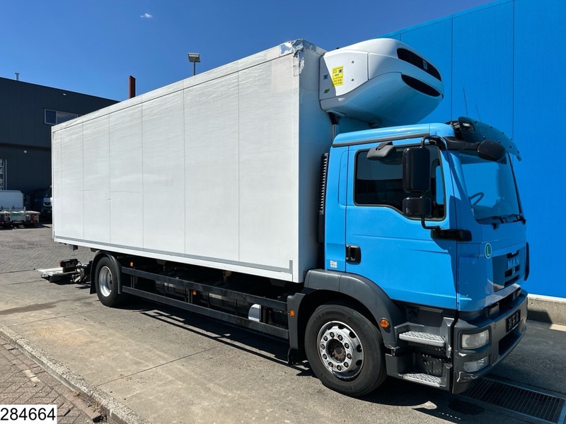 MAN TGM 18 290 EURO 5, Thermoking, Bar - Refrigerator truck: picture 3 MAN TGM 18 290 EURO 5, Thermoking, Bar - Refrigerator truck: picture 3