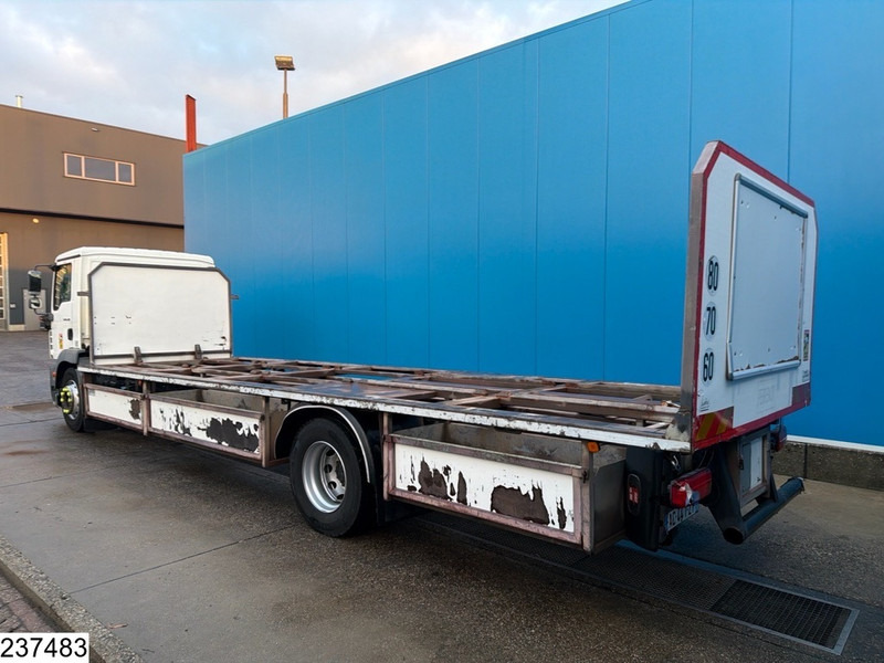 MAN TGM EURO 4 - Dropside/ Flatbed truck: picture 4 MAN TGM EURO 4 - Dropside/ Flatbed truck: picture 4