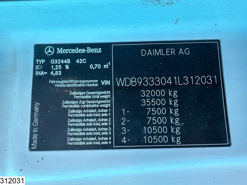 Mercedes-Benz Actros 3244 8x4, PUMI, Putzmeister, 24 MTR, Telligent 16 - Concrete pump truck: picture 5 Mercedes-Benz Actros 3244 8x4, PUMI, Putzmeister, 24 MTR, Telligent 16 - Concrete pump truck: picture 5