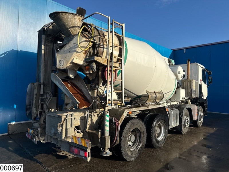 Renault C 380 8x4, EURO 6, Liebherr, 8m3, Remote - Concrete mixer truck: picture 2 Renault C 380 8x4, EURO 6, Liebherr, 8m3, Remote - Concrete mixer truck: picture 2