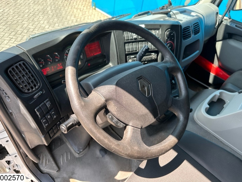 Renault D 14 210 EURO 6 - Box truck: picture 5 Renault D 14 210 EURO 6 - Box truck: picture 5