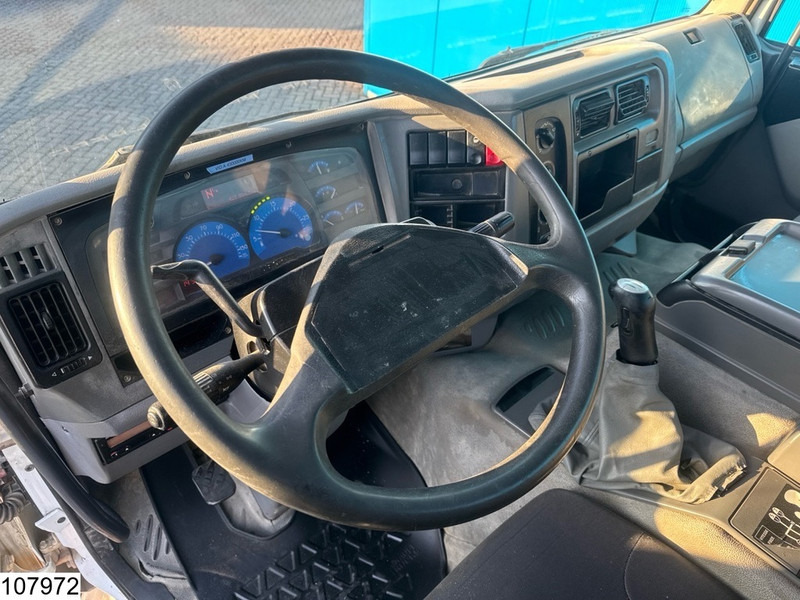 Renault Kerax 370 6x4, Manual transmission, Steel suspension - Tipper: picture 5 Renault Kerax 370 6x4, Manual transmission, Steel suspension - Tipper: picture 5