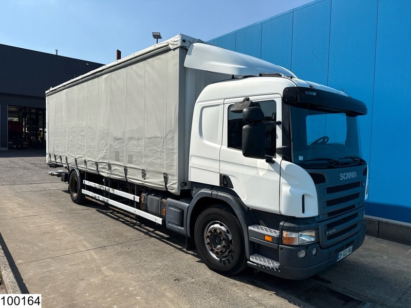 Scania P 270 EURO 3, 3p, Dhollandia - Curtain side truck: picture 2 Scania P 270 EURO 3, 3p, Dhollandia - Curtain side truck: picture 2