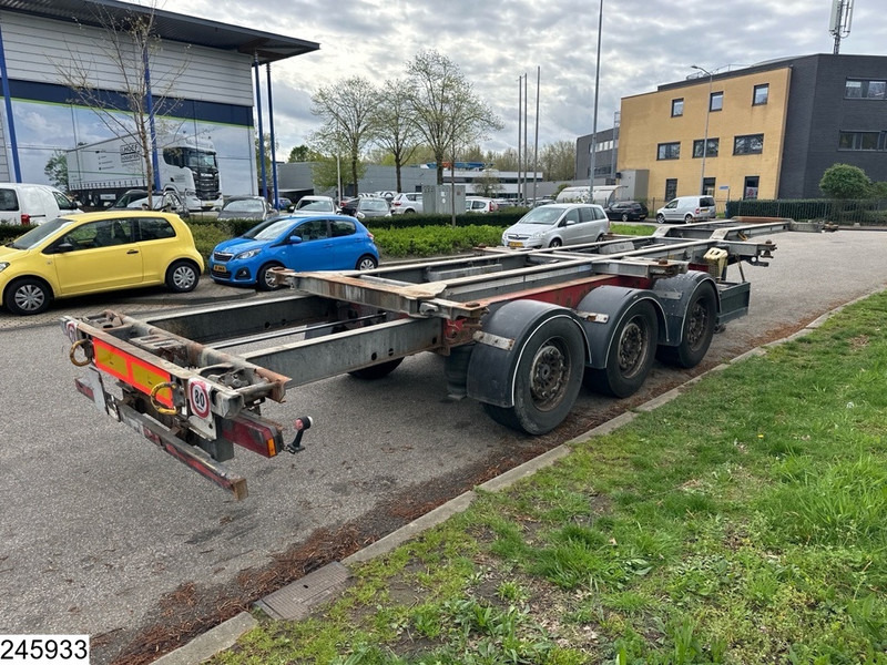 Schmitz Cargobull Chassis 10,20,30,40, 45 FT, 2x Extendable - Container transporter/ Swap body semi-trailer: picture 2 Schmitz Cargobull Chassis 10,20,30,40, 45 FT, 2x Extendable - Container transporter/ Swap body semi-trailer: picture 2