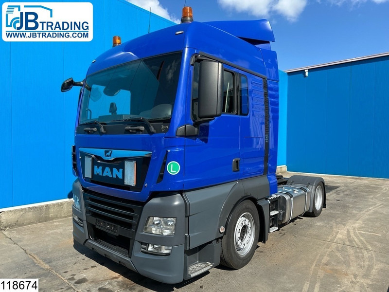 MAN TGX 18 460 EURO 6, Retarder, Standairco - Tractor unit: picture 1 MAN TGX 18 460 EURO 6, Retarder, Standairco - Tractor unit: picture 1