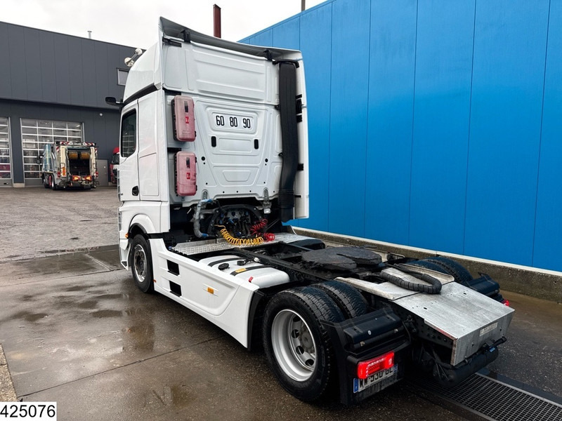 Mercedes-Benz Actros 1845 EURO 6, Retarder, PTO, Gigaspace, Lowdeck - Tractor unit: picture 4 Mercedes-Benz Actros 1845 EURO 6, Retarder, PTO, Gigaspace, Lowdeck - Tractor unit: picture 4