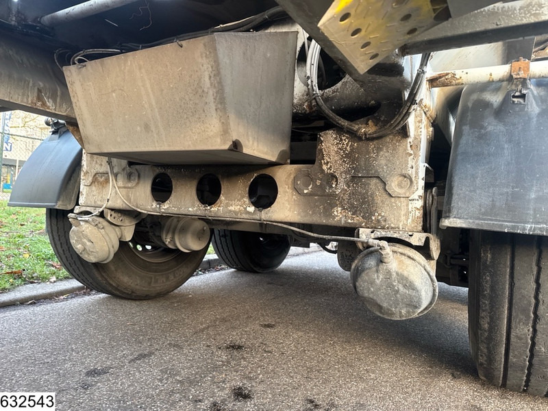 Tractor unit Mercedes-Benz Actros 2641 6x4, EURO 5, Liebherr, 10m3: picture 14 Tractor unit Mercedes-Benz Actros 2641 6x4, EURO 5, Liebherr, 10m3: picture 14