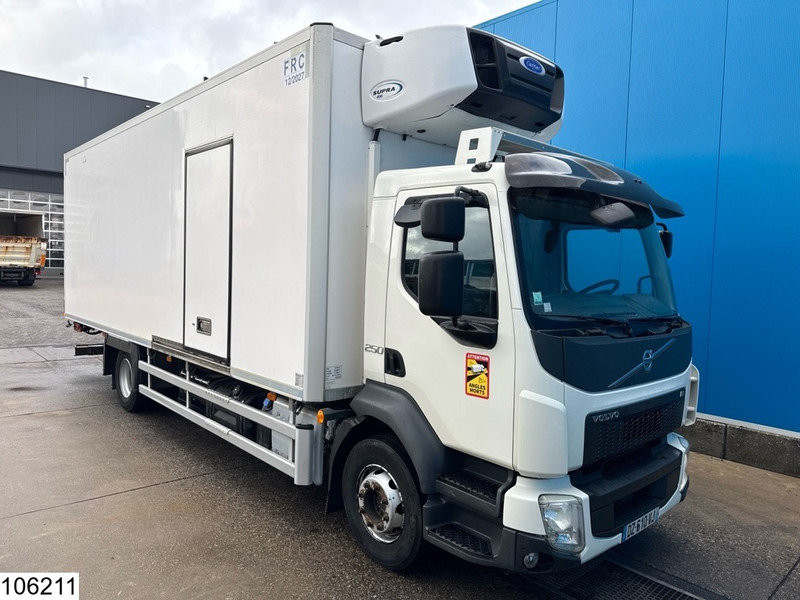 Volvo FL 250 EURO 6, Carrier, Meat hanging rails - Refrigerator truck: picture 3 Volvo FL 250 EURO 6, Carrier, Meat hanging rails - Refrigerator truck: picture 3