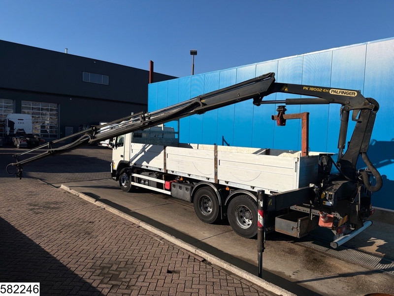 Volvo FMX 6x4, EURO 5, Palfinger, Remote - Dropside/ Flatbed truck, Crane truck: picture 4 Volvo FMX 6x4, EURO 5, Palfinger, Remote - Dropside/ Flatbed truck, Crane truck: picture 4