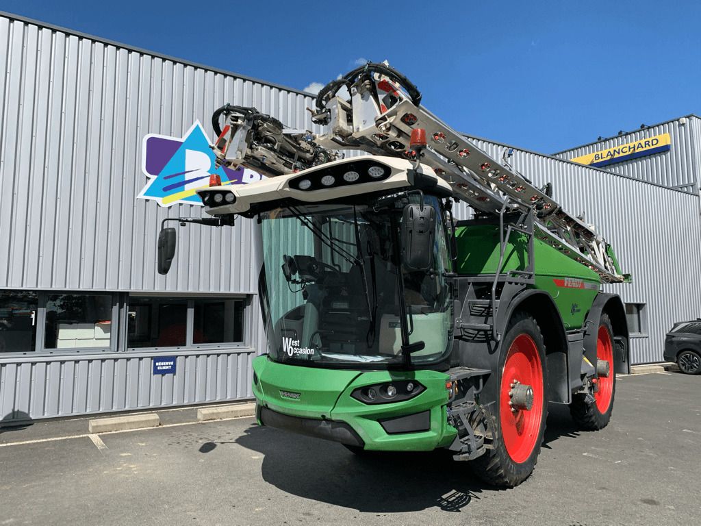 FENDT ROGATOR - Self-propelled sprayer: picture 1 FENDT ROGATOR - Self-propelled sprayer: picture 1