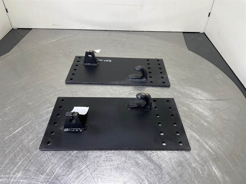 Aanlasoren Landbouw - Adapter plate/Adapterplatte - Quick coupler for Construction machinery: picture 3 Aanlasoren Landbouw - Adapter plate/Adapterplatte - Quick coupler for Construction machinery: picture 3