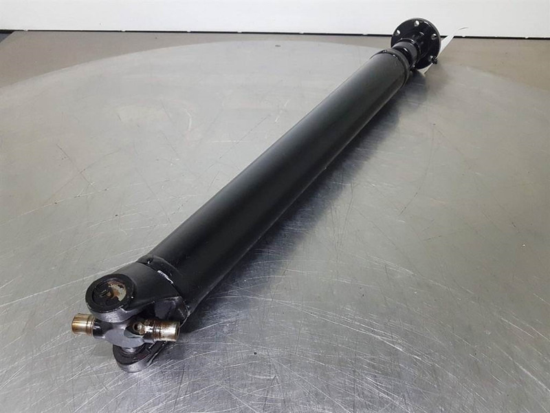 Case 621D - Propshaft/Gelenkwelle/Cardanas - Axle and parts for Construction machinery: picture 3 Case 621D - Propshaft/Gelenkwelle/Cardanas - Axle and parts for Construction machinery: picture 3