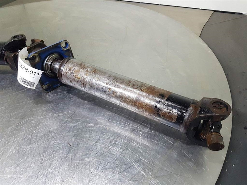 Case 621D - Propshaft/Gelenkwelle/Cardanas - Axle and parts for Construction machinery: picture 5 Case 621D - Propshaft/Gelenkwelle/Cardanas - Axle and parts for Construction machinery: picture 5