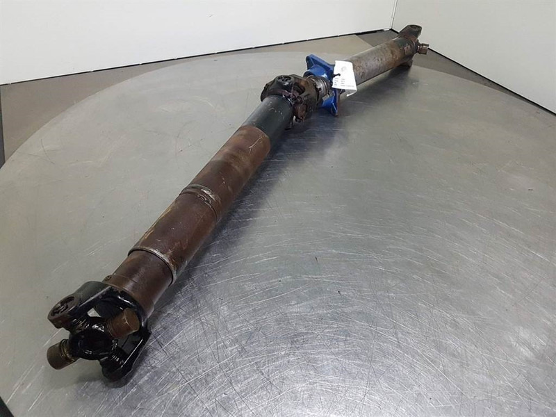 Case 621D - Propshaft/Gelenkwelle/Cardanas - Axle and parts for Construction machinery: picture 3 Case 621D - Propshaft/Gelenkwelle/Cardanas - Axle and parts for Construction machinery: picture 3
