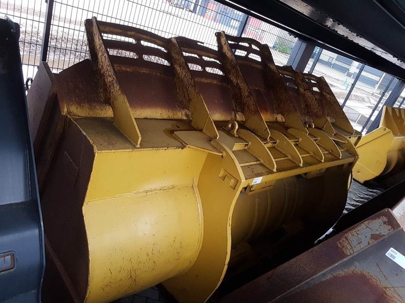 Cat 988G-988H-Bucket/Schaufel/Dichte bak - Bucket: picture 1 Cat 988G-988H-Bucket/Schaufel/Dichte bak - Bucket: picture 1