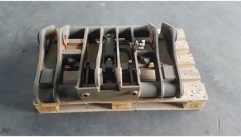 Cat -Verachtert SW2005-Quick coupler/Schnellwechsler - Quick coupler: picture 2 Cat -Verachtert SW2005-Quick coupler/Schnellwechsler - Quick coupler: picture 2