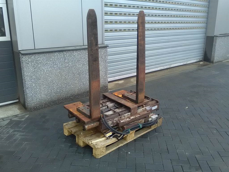 E.L.M. Kragelund A/S RELV 2011 - Sideshift - Forks - Forks: picture 1 E.L.M. Kragelund A/S RELV 2011 - Sideshift - Forks - Forks: picture 1