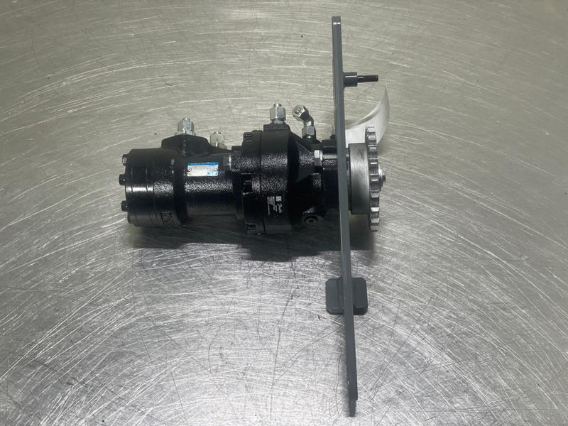 EATON 036-0218-002 - Hydraulic motor/Hydraulikmotor - Hydraulics for Construction machinery: picture 1 EATON 036-0218-002 - Hydraulic motor/Hydraulikmotor - Hydraulics for Construction machinery: picture 1