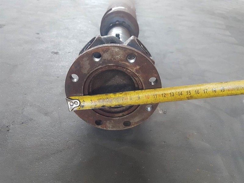 Furukawa W725LS - Propshaft/Gelenkwelle/Cardanas - Axle and parts for Construction machinery: picture 5 Furukawa W725LS - Propshaft/Gelenkwelle/Cardanas - Axle and parts for Construction machinery: picture 5