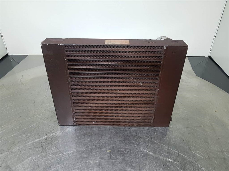 Kramer 880-AKG 0555.064.1800-Cooler/Kühler/Koeler - Engine and parts for Construction machinery: picture 3 Kramer 880-AKG 0555.064.1800-Cooler/Kühler/Koeler - Engine and parts for Construction machinery: picture 3