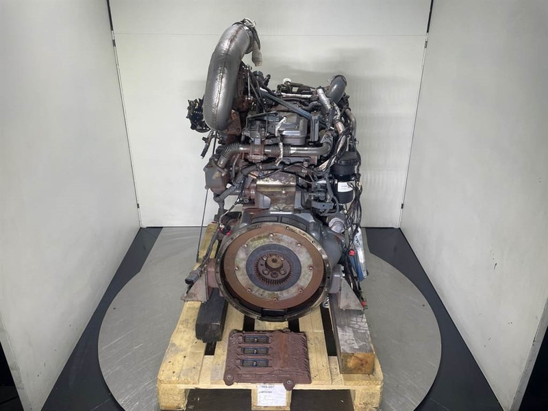 Liebherr L524-10816848-John Deere 4045HFL92-Engine/Motor - Engine for Construction machinery: picture 2 Liebherr L524-10816848-John Deere 4045HFL92-Engine/Motor - Engine for Construction machinery: picture 2