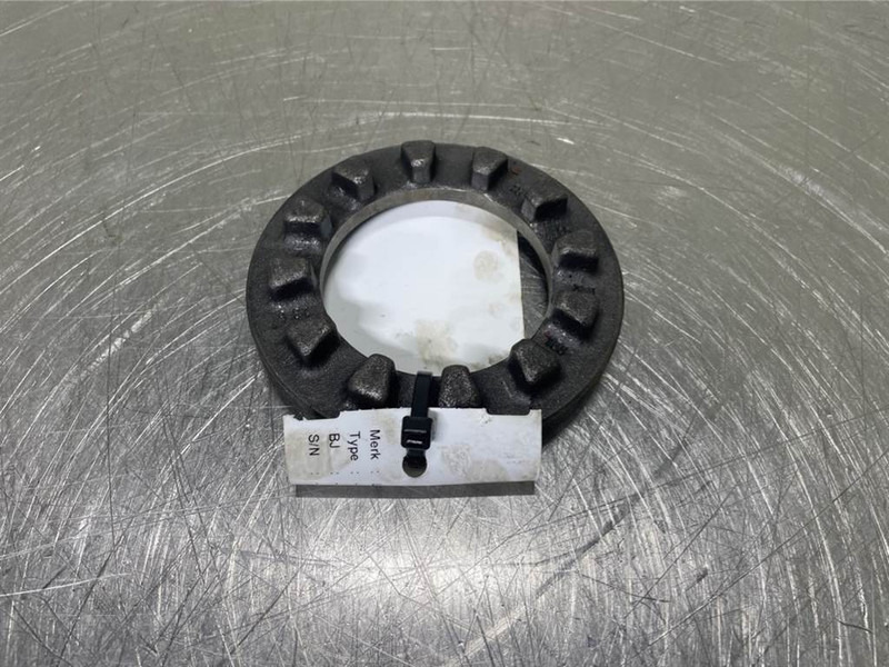 Liebherr L544-7009229-Adjusting nut/Einstellmutter - Axle and parts for Construction machinery: picture 1 Liebherr L544-7009229-Adjusting nut/Einstellmutter - Axle and parts for Construction machinery: picture 1