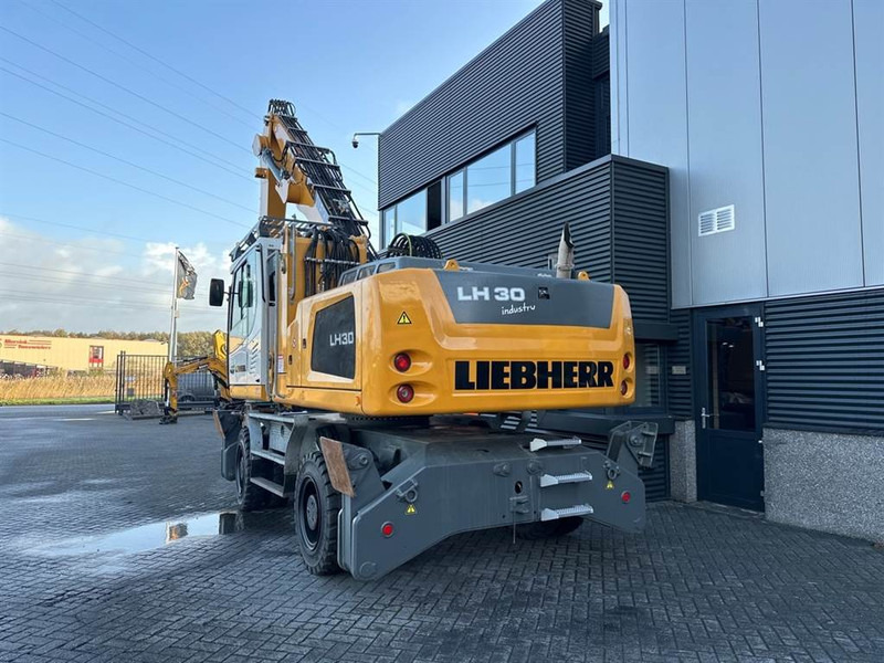 Liebherr LH 30 M - Waste/ Industry handler: picture 4 Liebherr LH 30 M - Waste/ Industry handler: picture 4