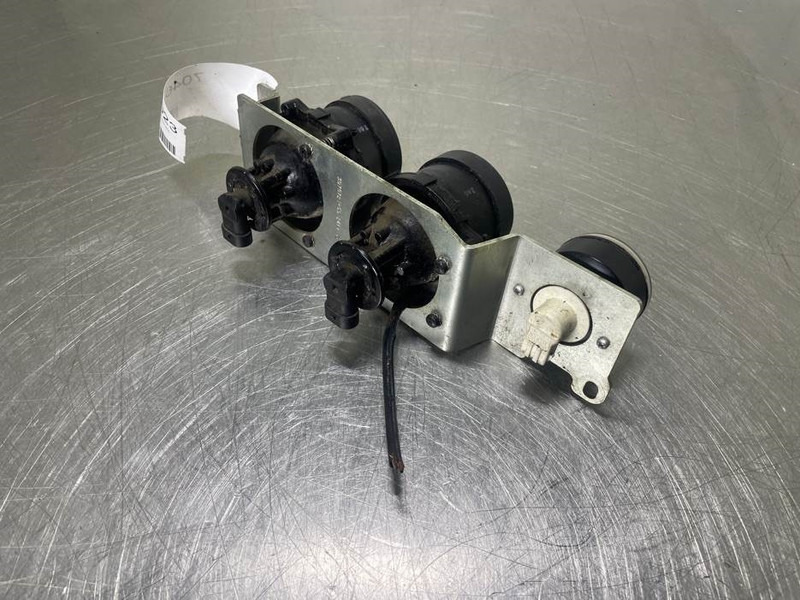 Mecalac 12MTX-5170184/5170185/5170186-Light/Leuchte - Electrical system for Construction machinery: picture 4 Mecalac 12MTX-5170184/5170185/5170186-Light/Leuchte - Electrical system for Construction machinery: picture 4