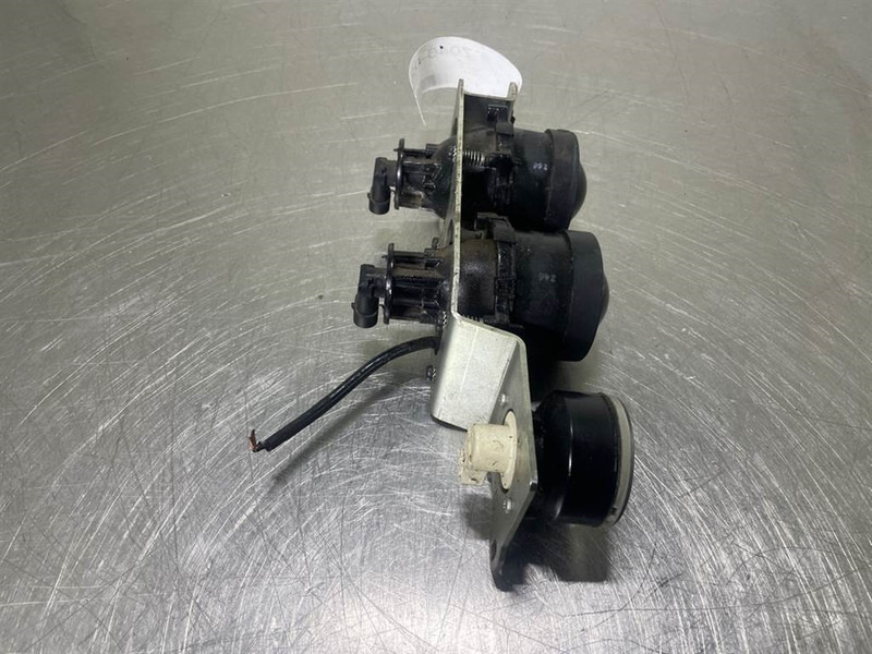 Mecalac 12MTX-5170184/5170185/5170186-Light/Leuchte - Electrical system for Construction machinery: picture 3 Mecalac 12MTX-5170184/5170185/5170186-Light/Leuchte - Electrical system for Construction machinery: picture 3